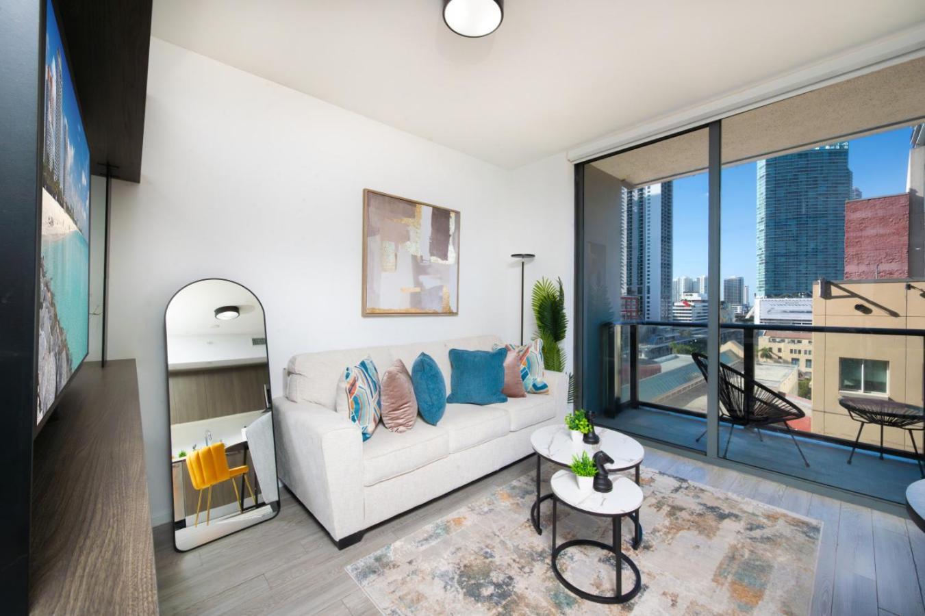Luxury Loft - Free Parking - Ocean View - Brickell Downtown Lejlighed Miami Værelse billede