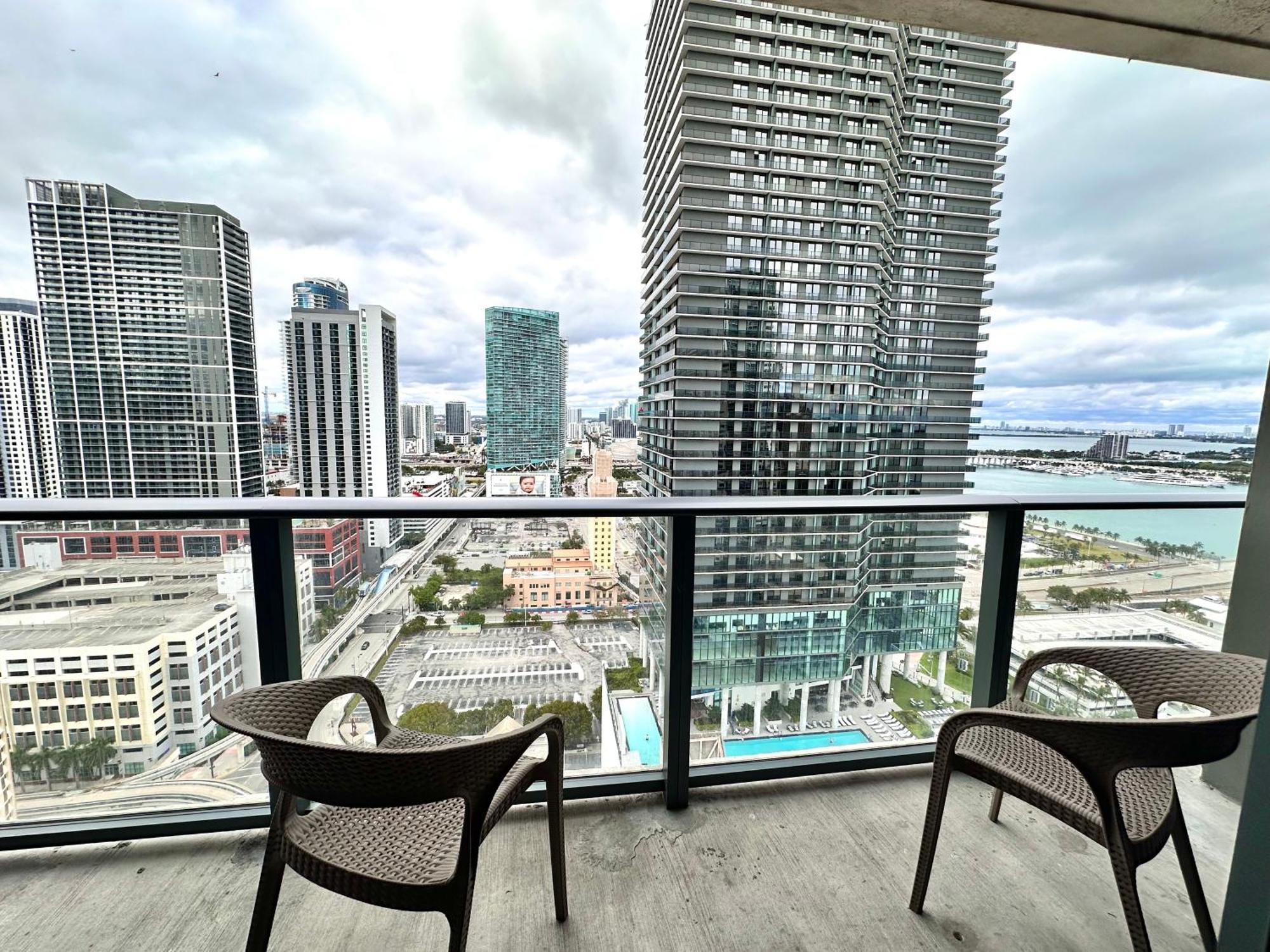 Luxury Loft - Free Parking - Ocean View - Brickell Downtown Lejlighed Miami Værelse billede